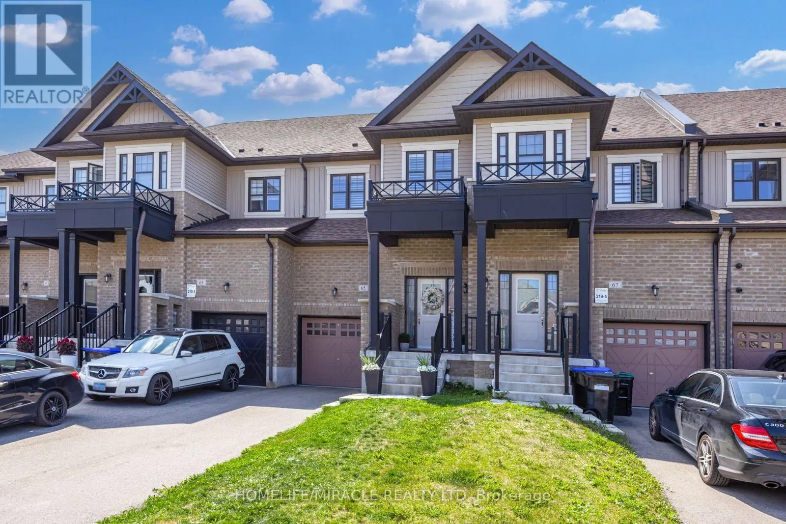 65 LORNE THOMAS PLACE