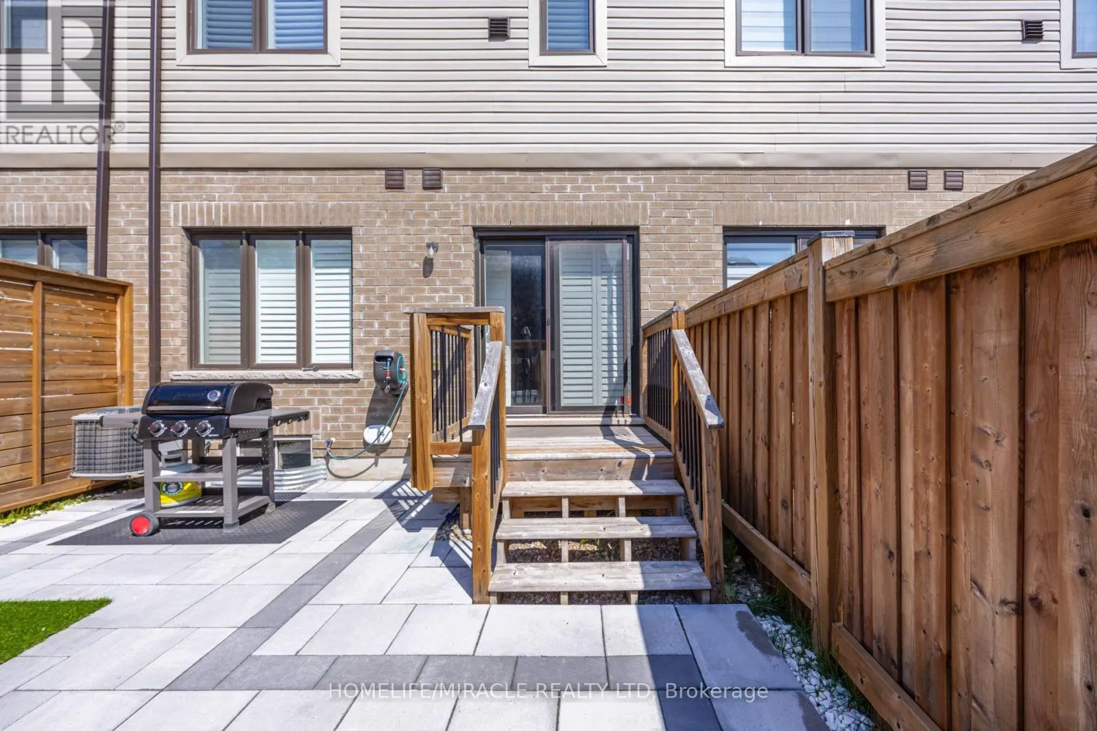 65 LORNE THOMAS PLACE