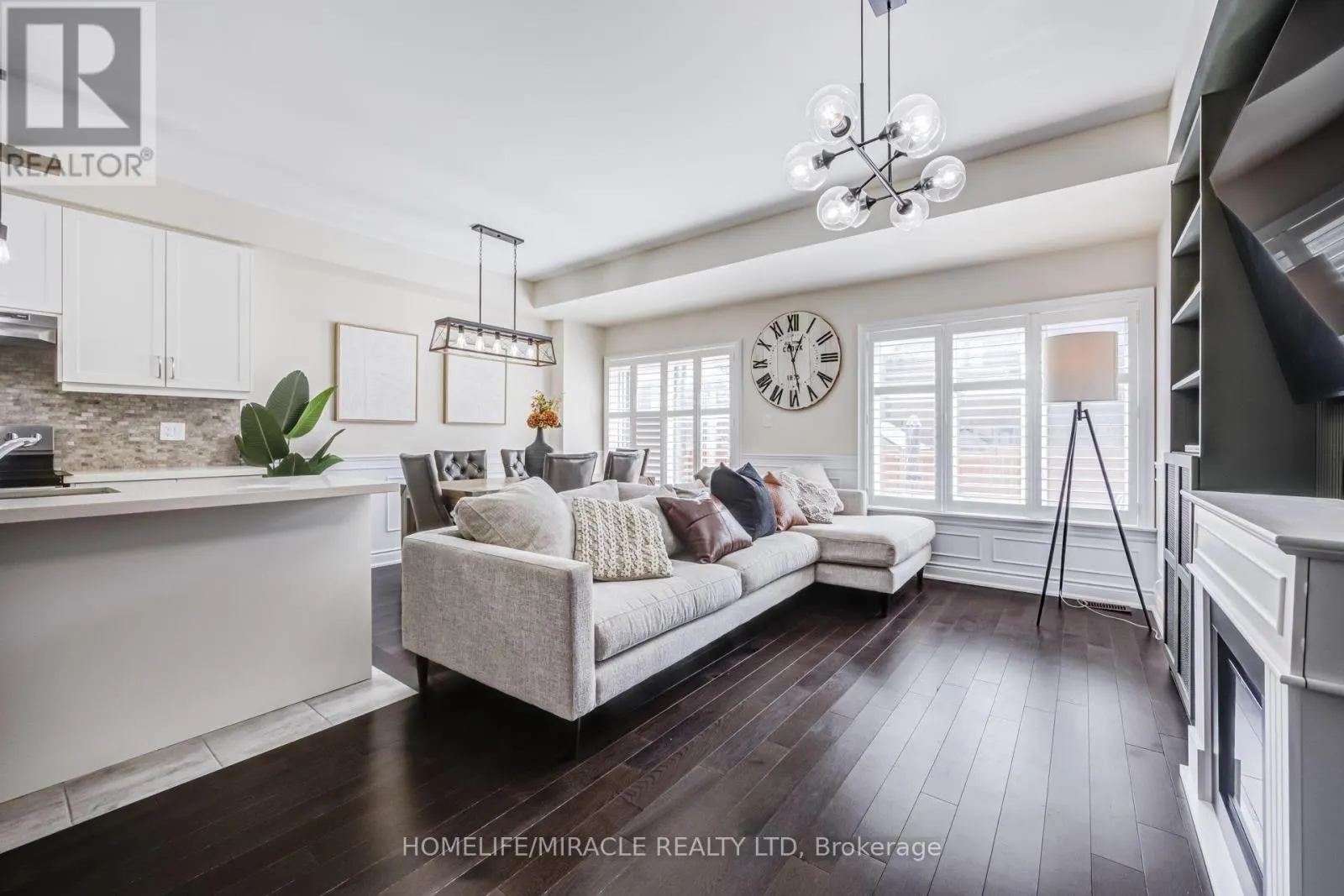 65 LORNE THOMAS PLACE