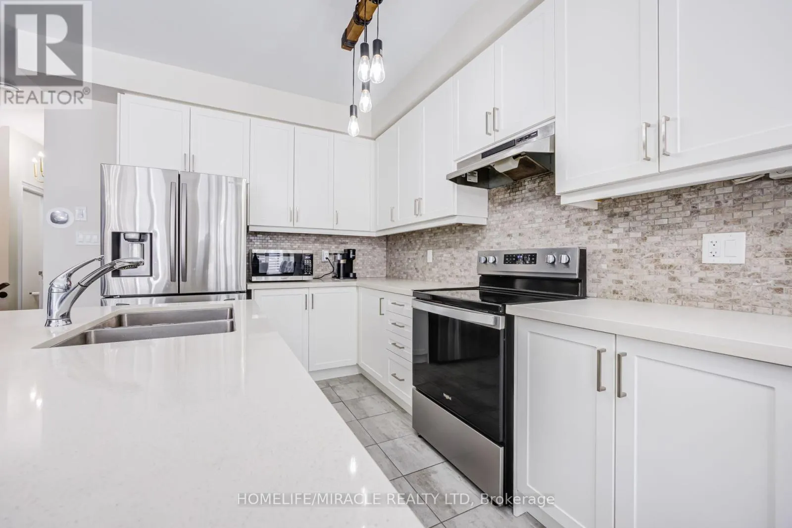 65 LORNE THOMAS PLACE