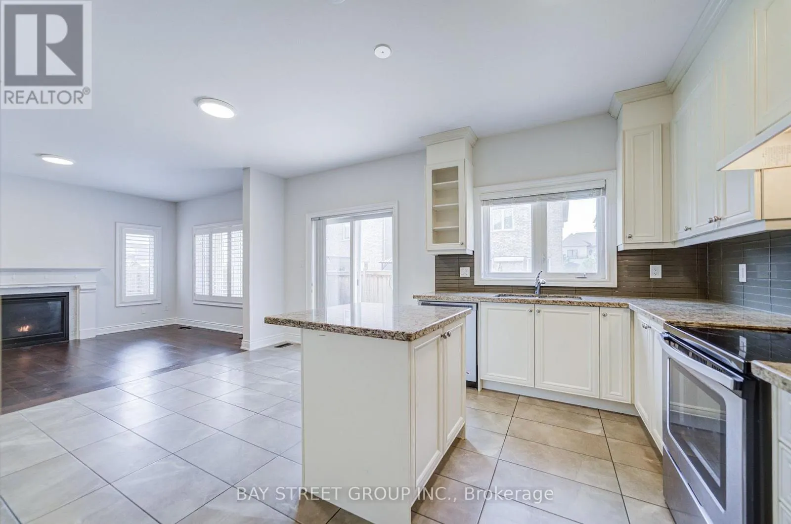 614 BAKER HILL BOULEVARD
