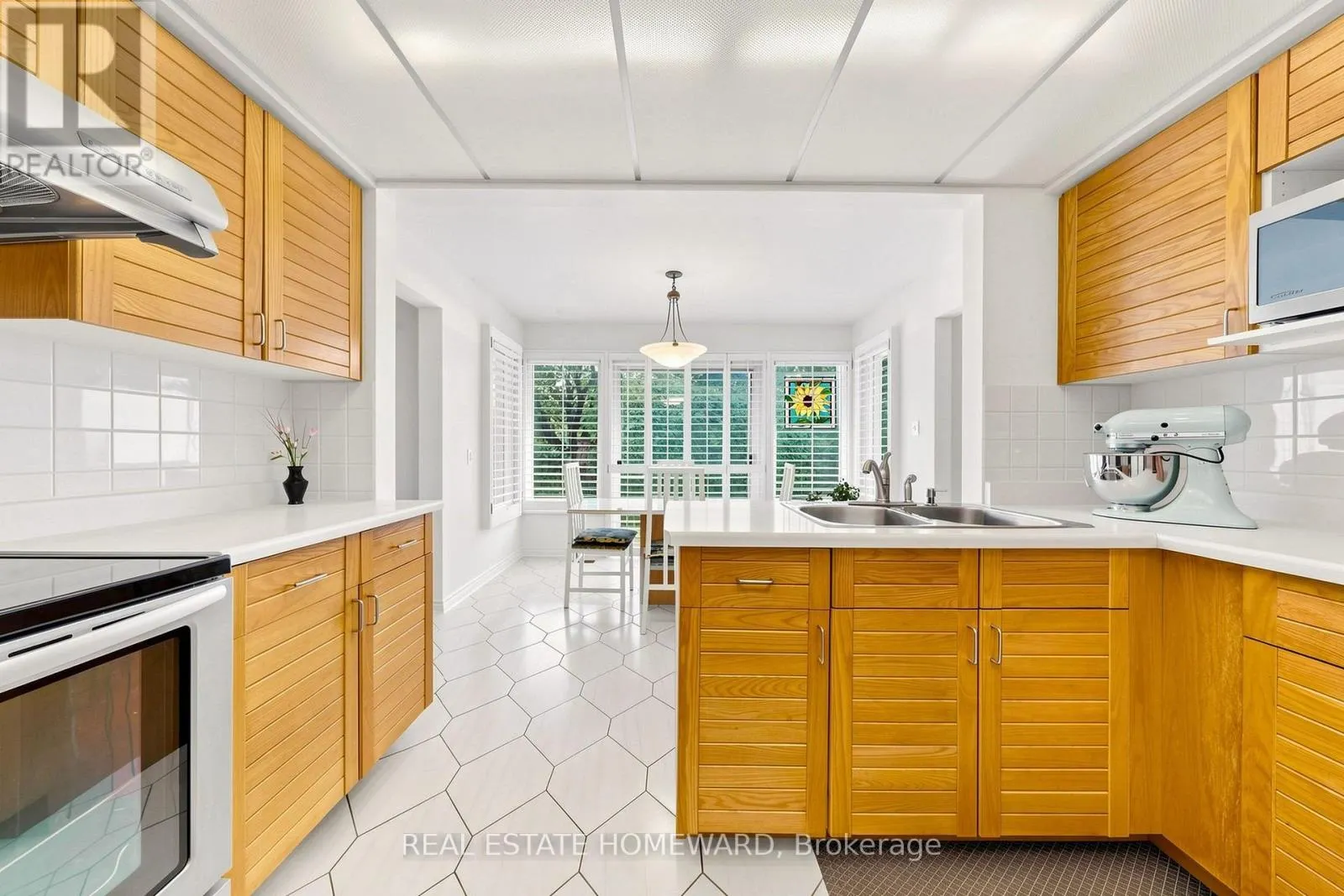 3 GREEN ACRES ROAD