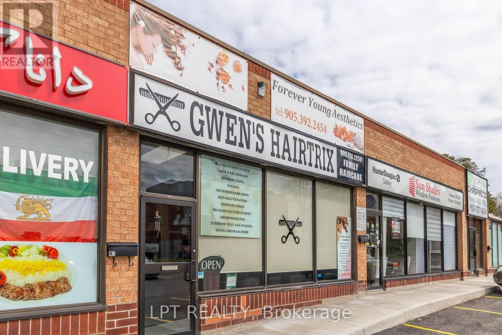 3 - 15461 YONGE STREET