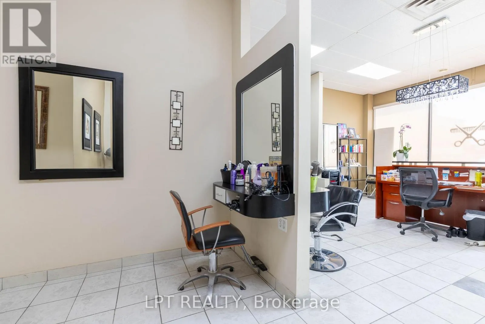3 - 15461 YONGE STREET