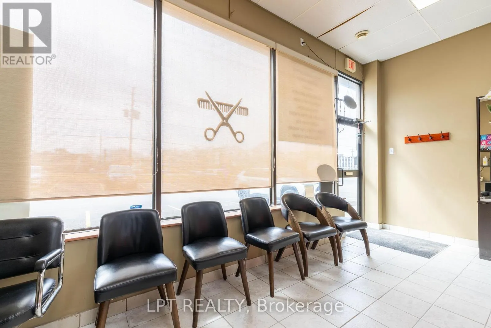3 - 15461 YONGE STREET