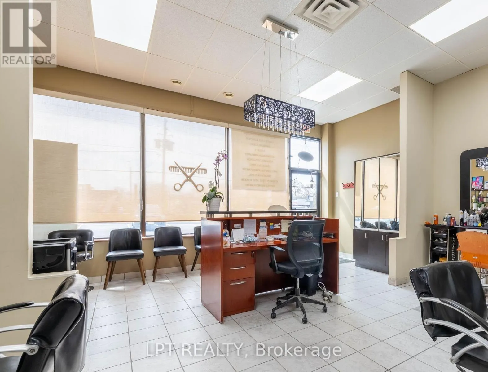 3 - 15461 YONGE STREET