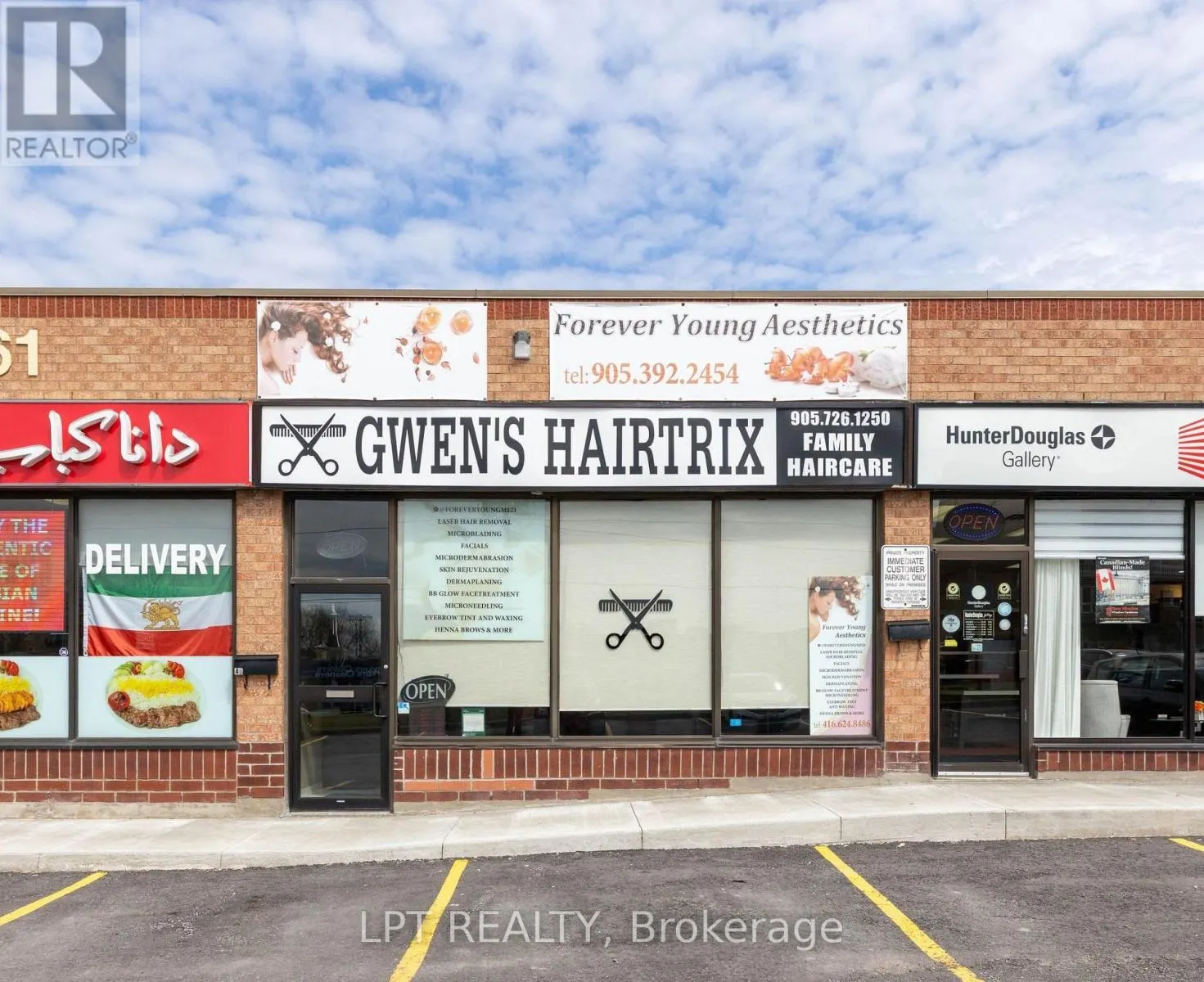 3 - 15461 YONGE STREET