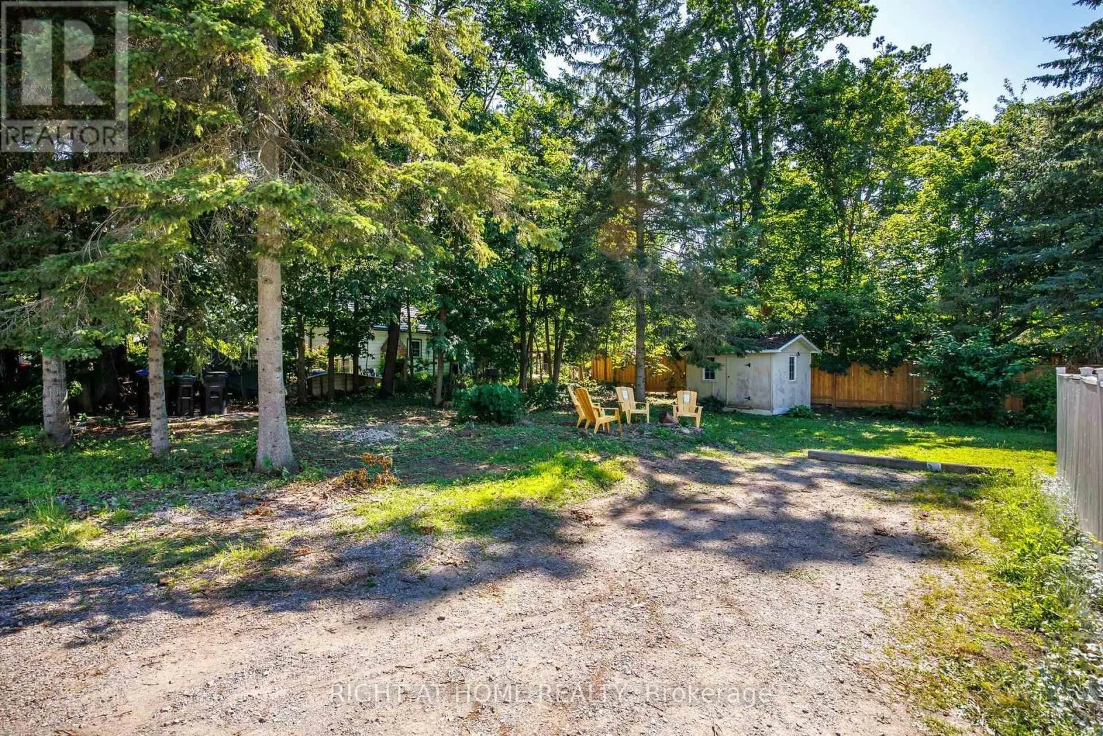 51 LAKESIDE DRIVE