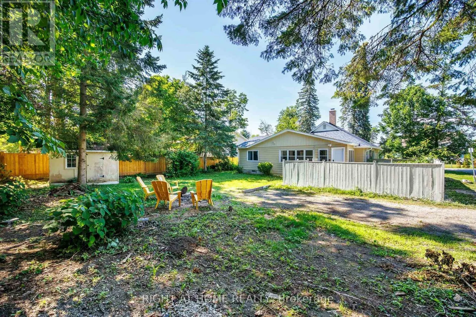 51 LAKESIDE DRIVE