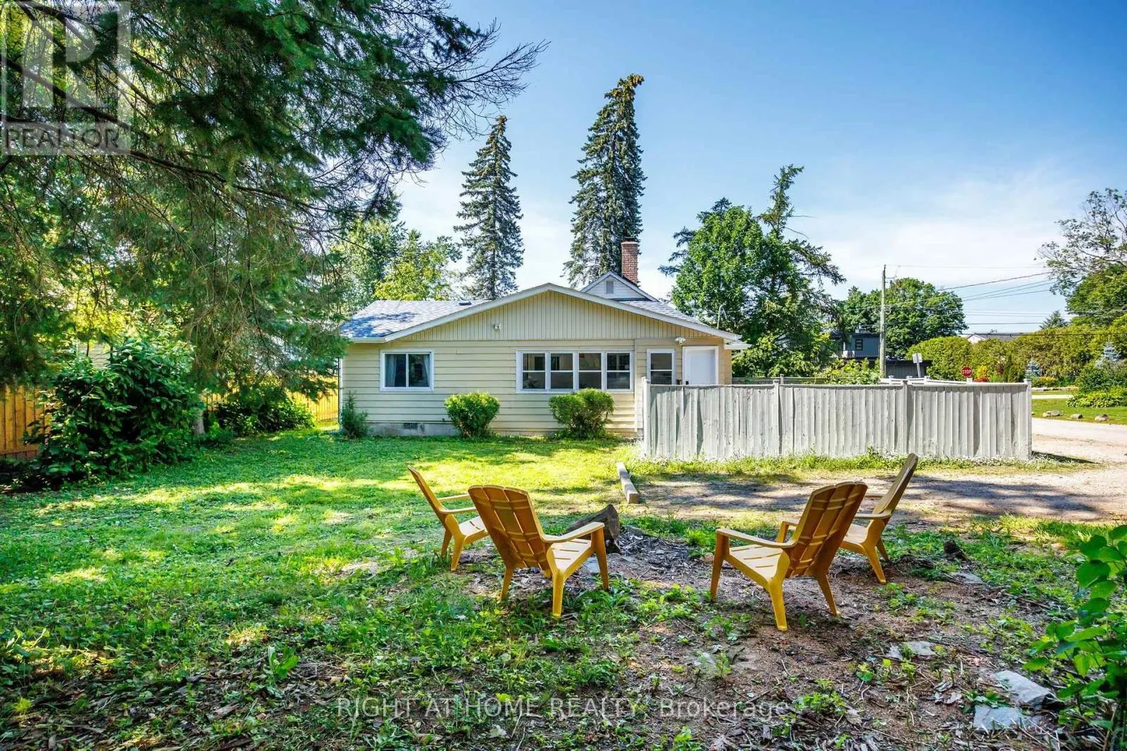51 LAKESIDE DRIVE