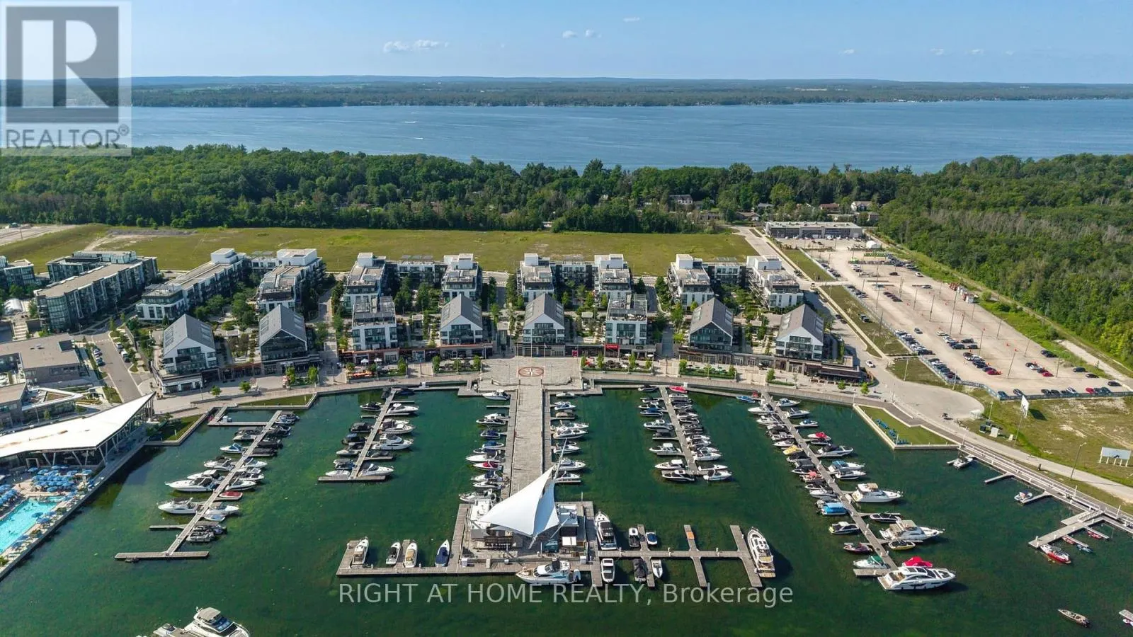 51 LAKESIDE DRIVE