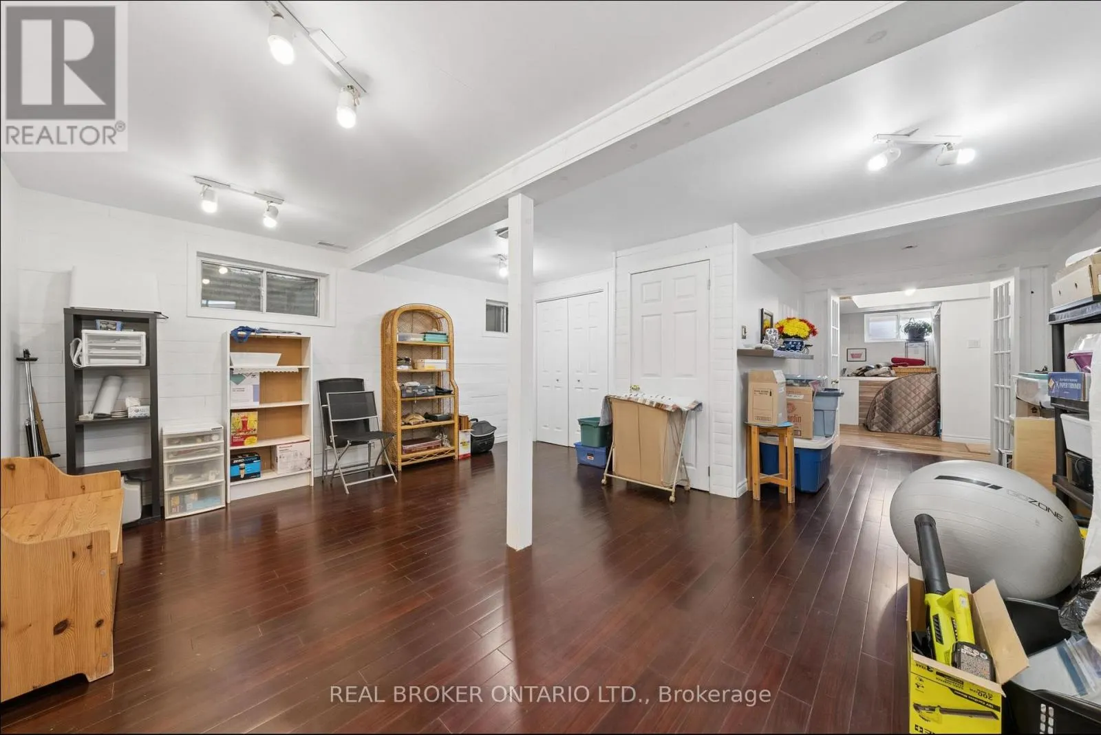 42 CONNOR DRIVE