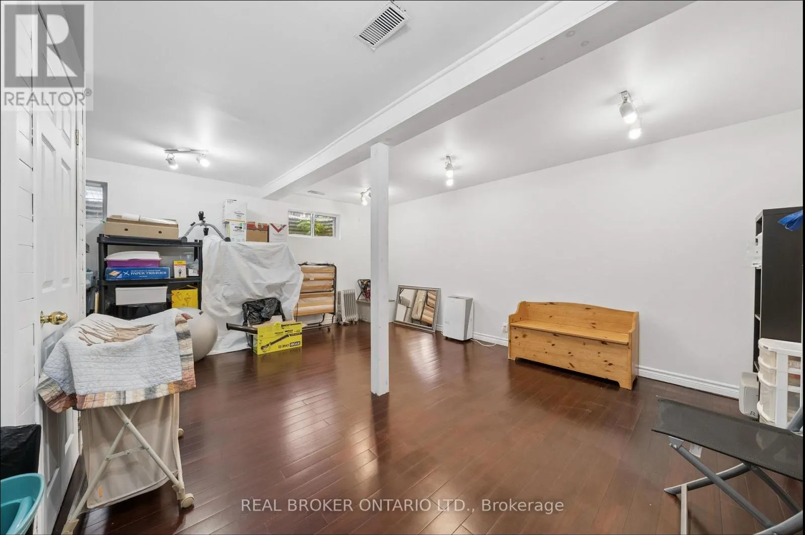 42 CONNOR DRIVE