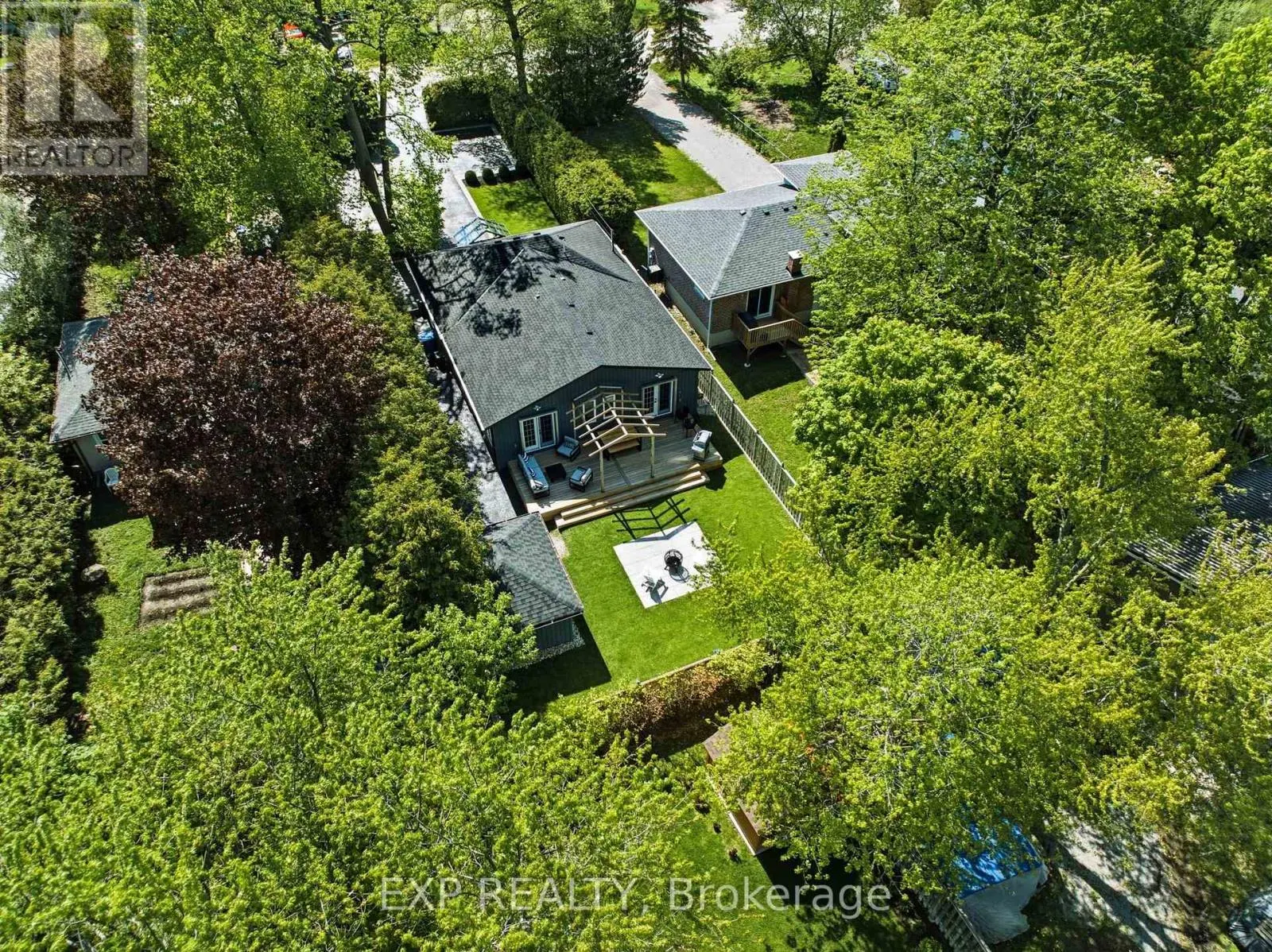 32 FARLEY CIRCLE