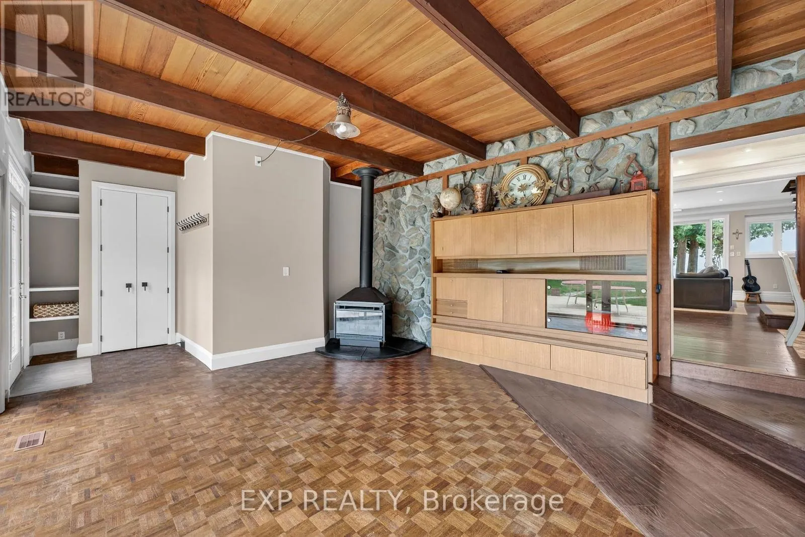 142 CEDAR BEACH ROAD