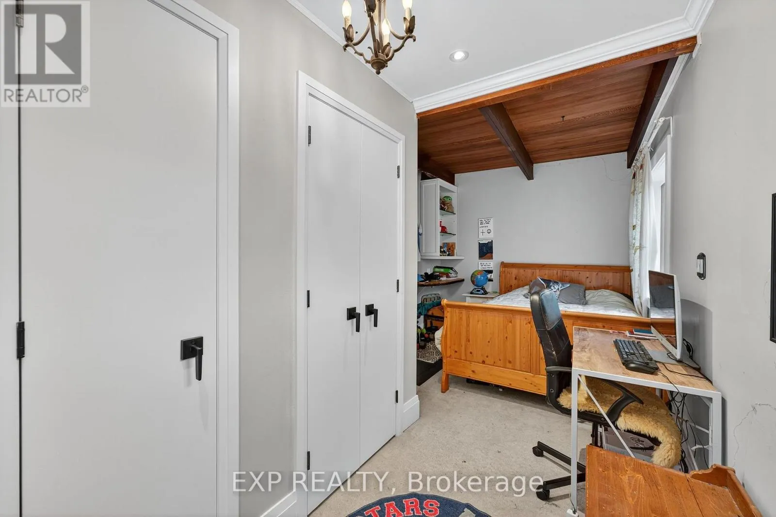 142 CEDAR BEACH ROAD
