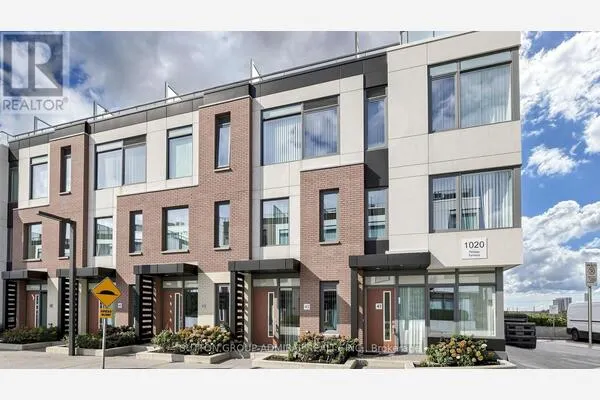 TH 42 - 1020 PORTAGE PARKWAY