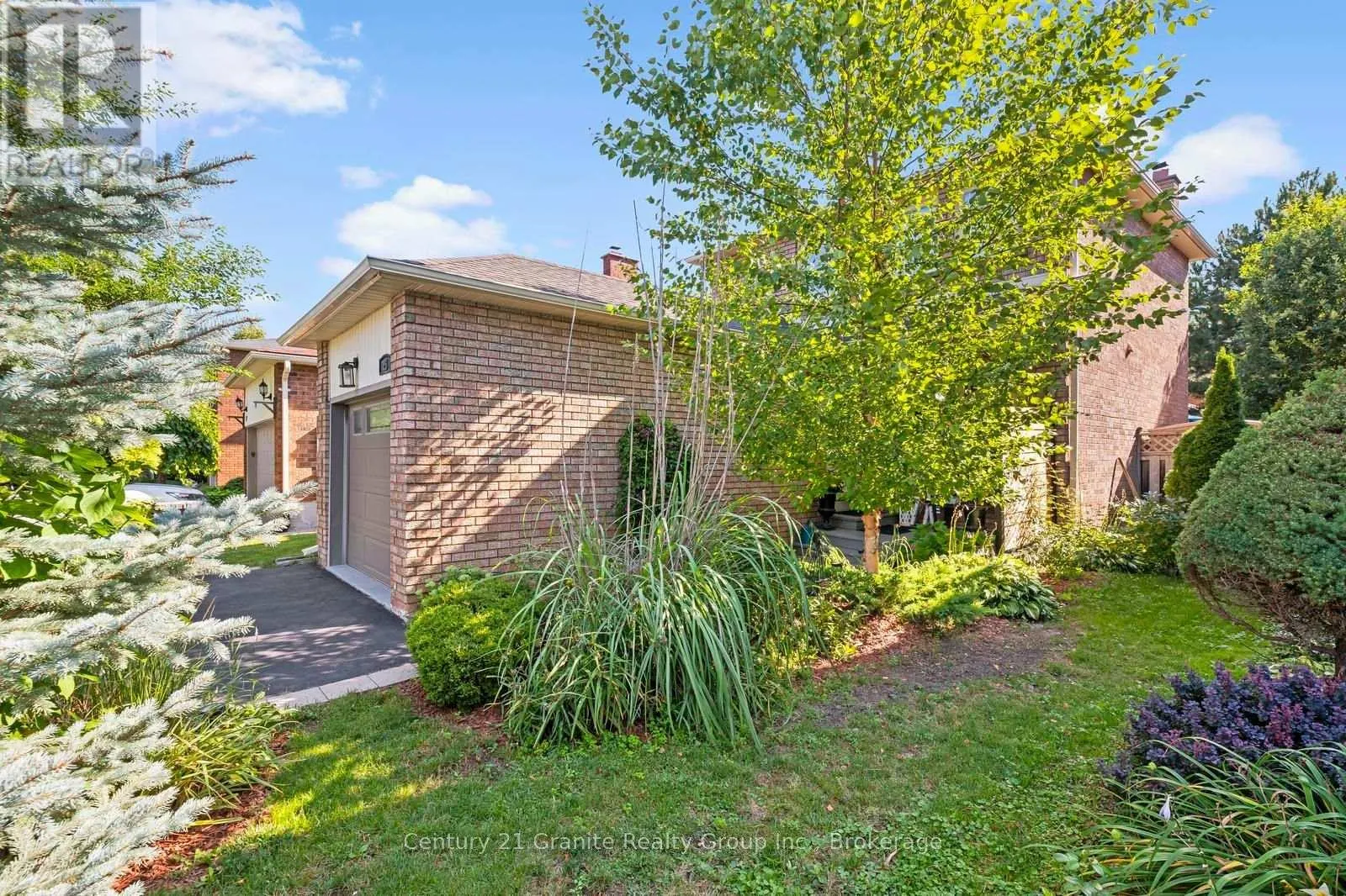 25 GREENWOOD ROAD