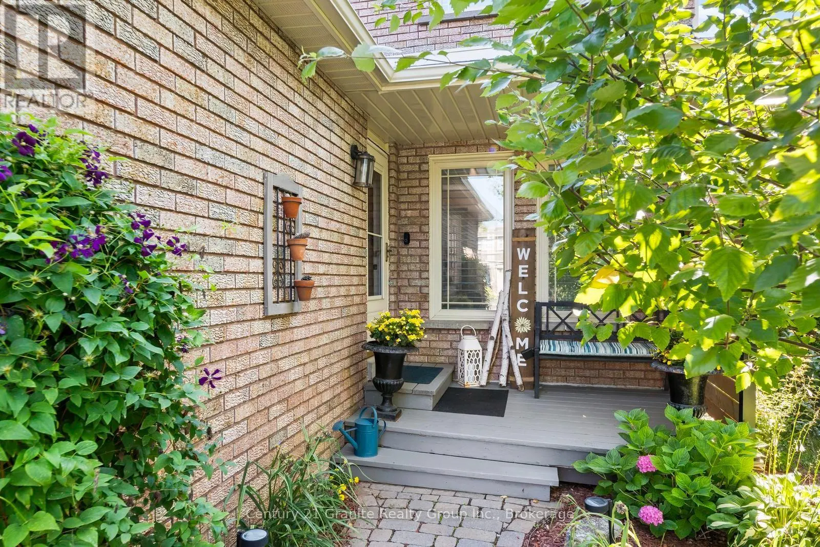 25 GREENWOOD ROAD