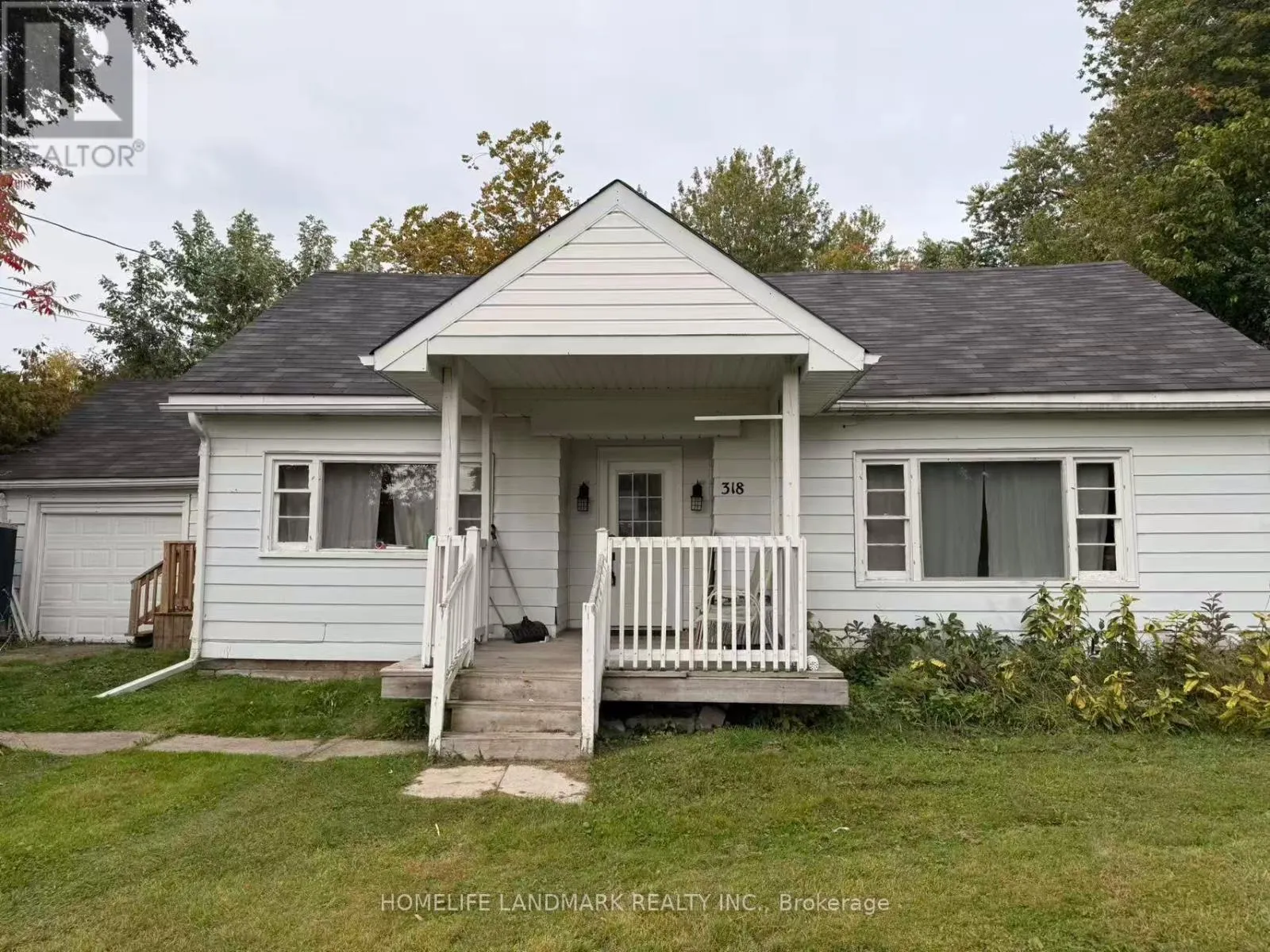 318 THE QUEENSWAY S