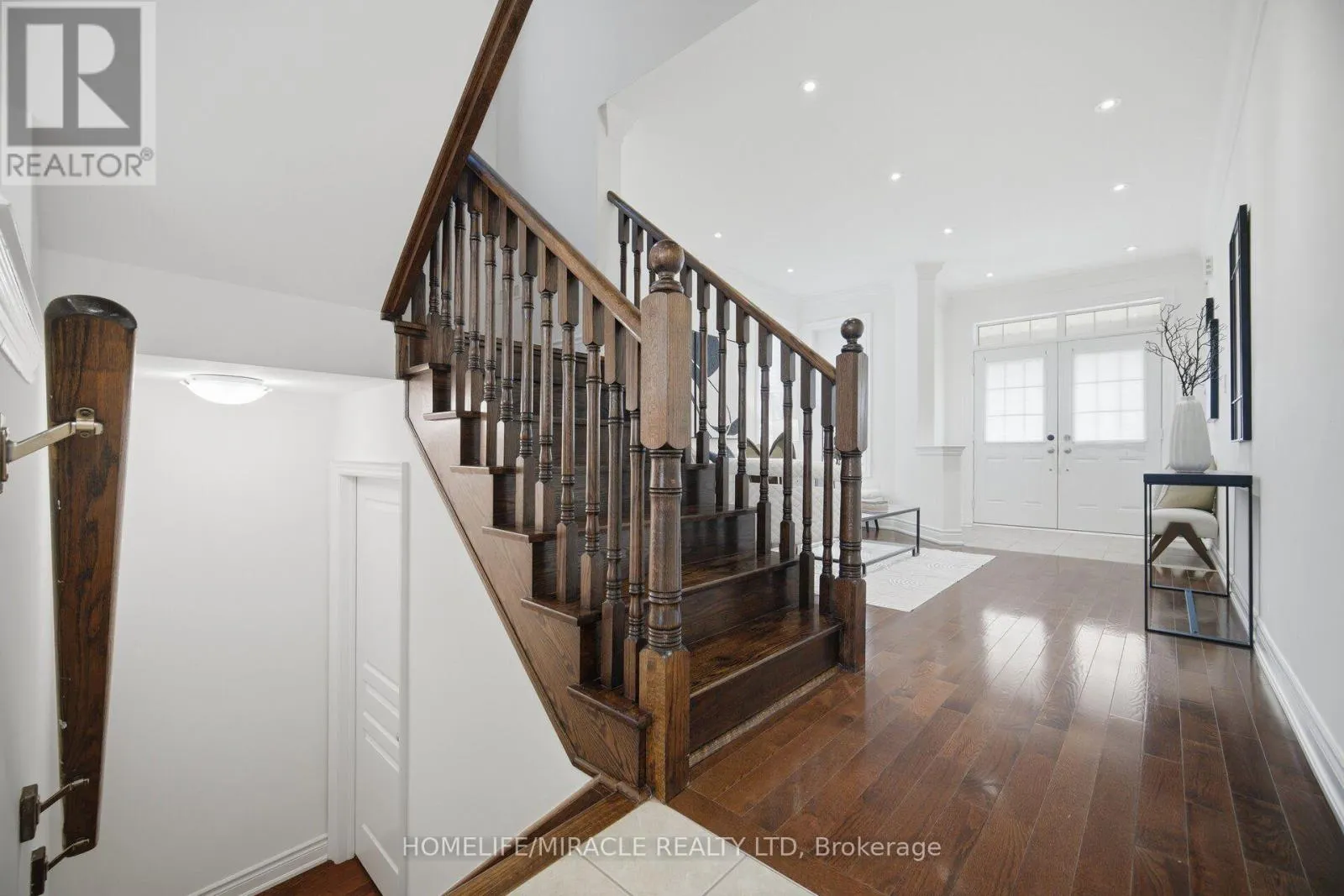 28 KINCARDINE STREET
