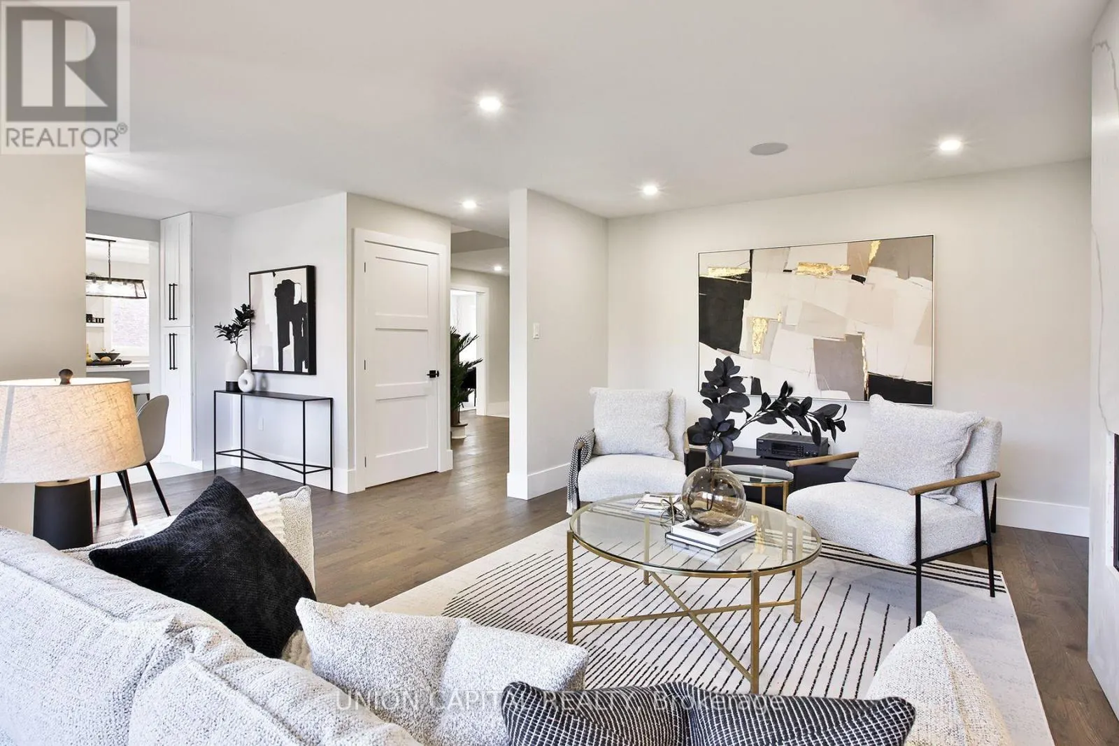 42 BAMBI CRESCENT