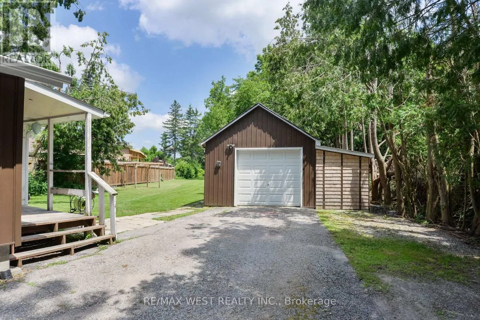 89 CEDAR BEACH ROAD