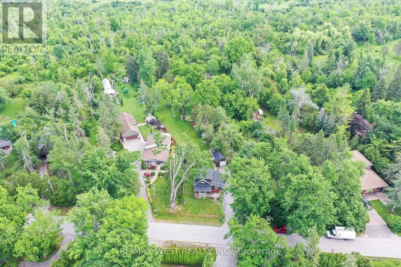 89 CEDAR BEACH ROAD