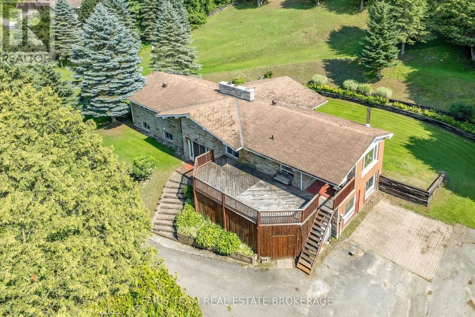 5809 10TH SIDE ROAD