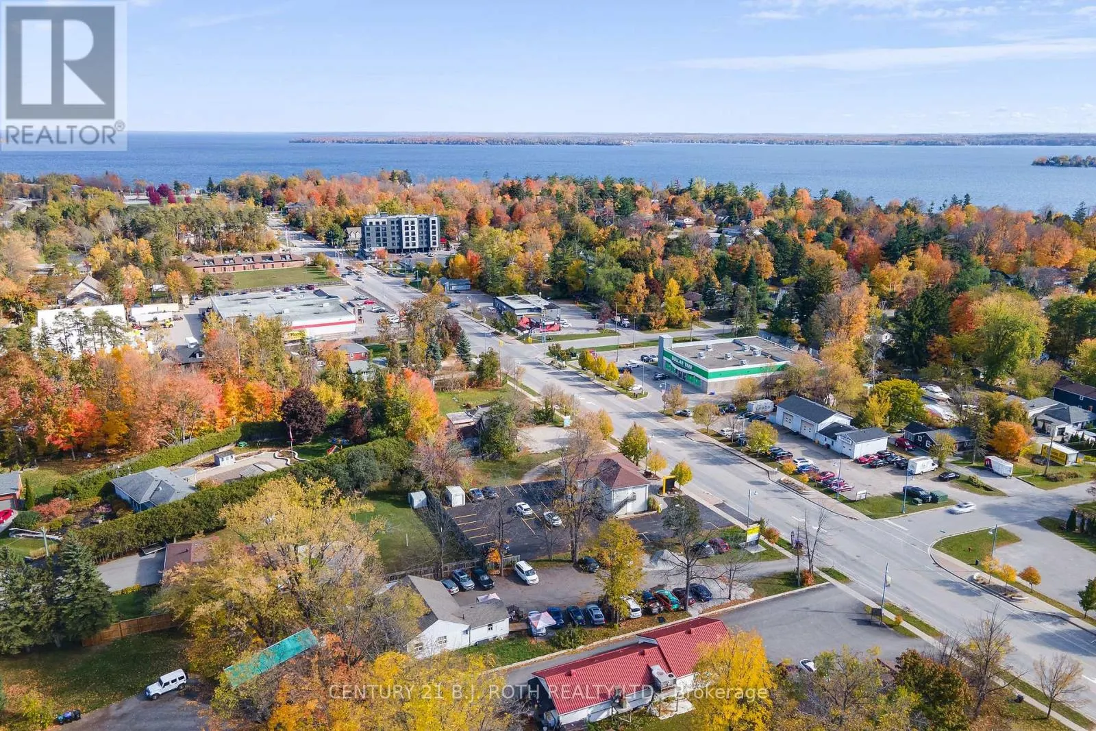 888 INNISFIL BEACH ROAD