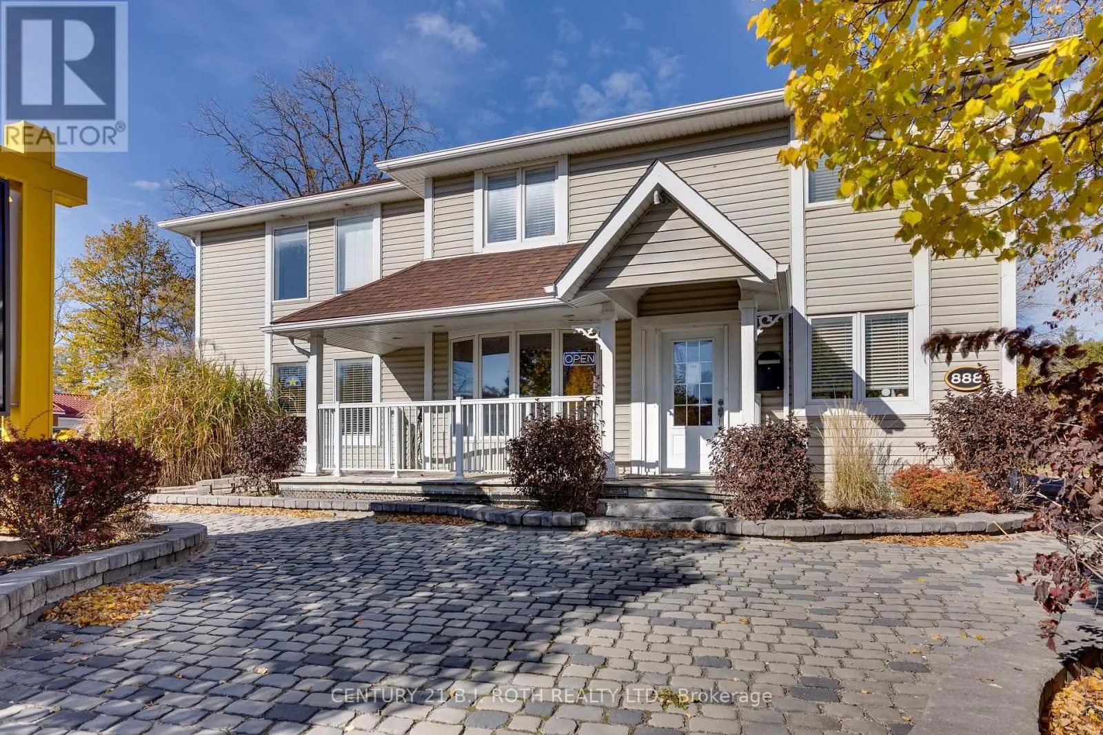 888 INNISFIL BEACH ROAD