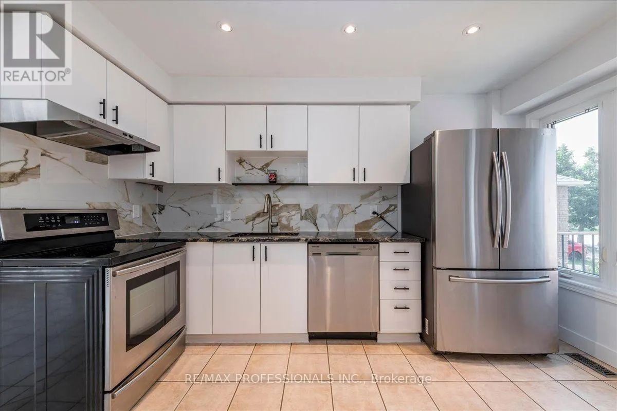 10 CORRIE CRESCENT