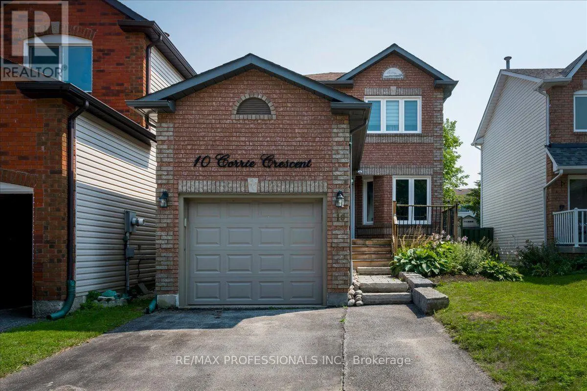 10 CORRIE CRESCENT