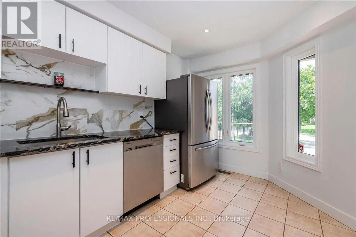 10 CORRIE CRESCENT