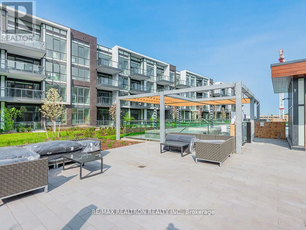 310 - 415 SEA RAY AVENUE