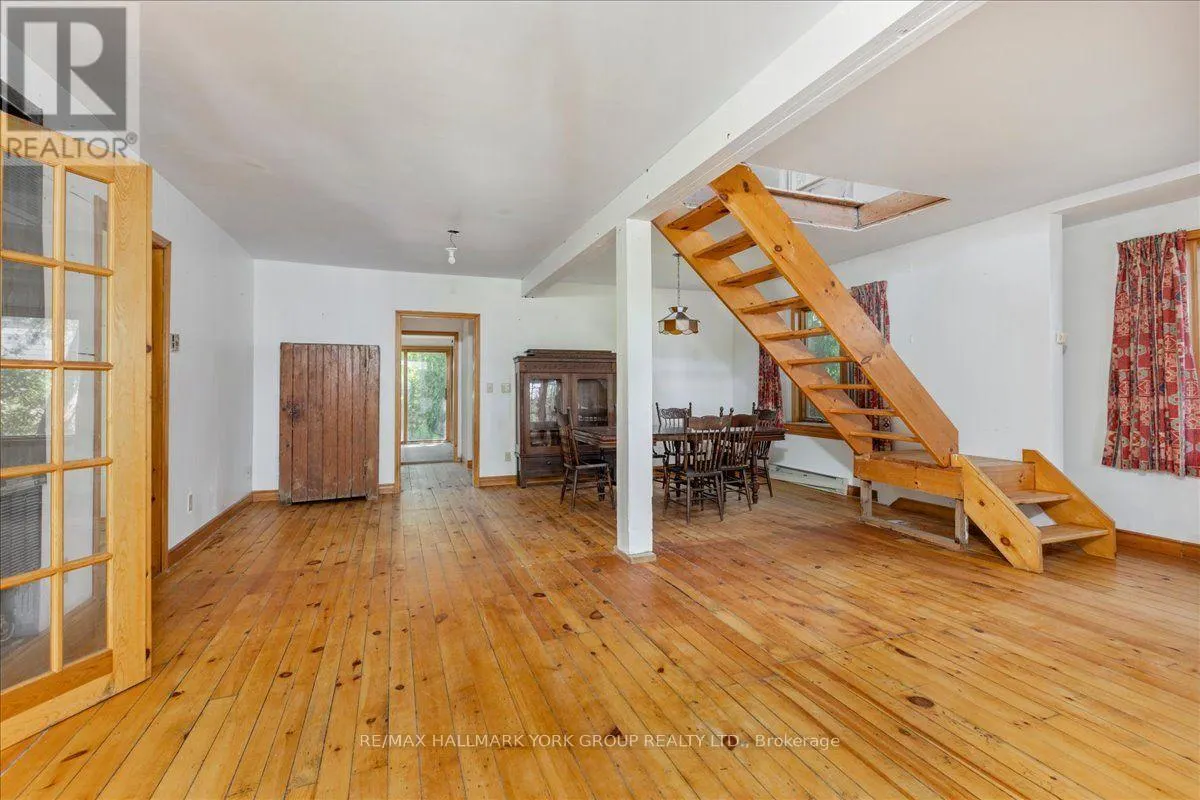 311 LAKE DRIVE N