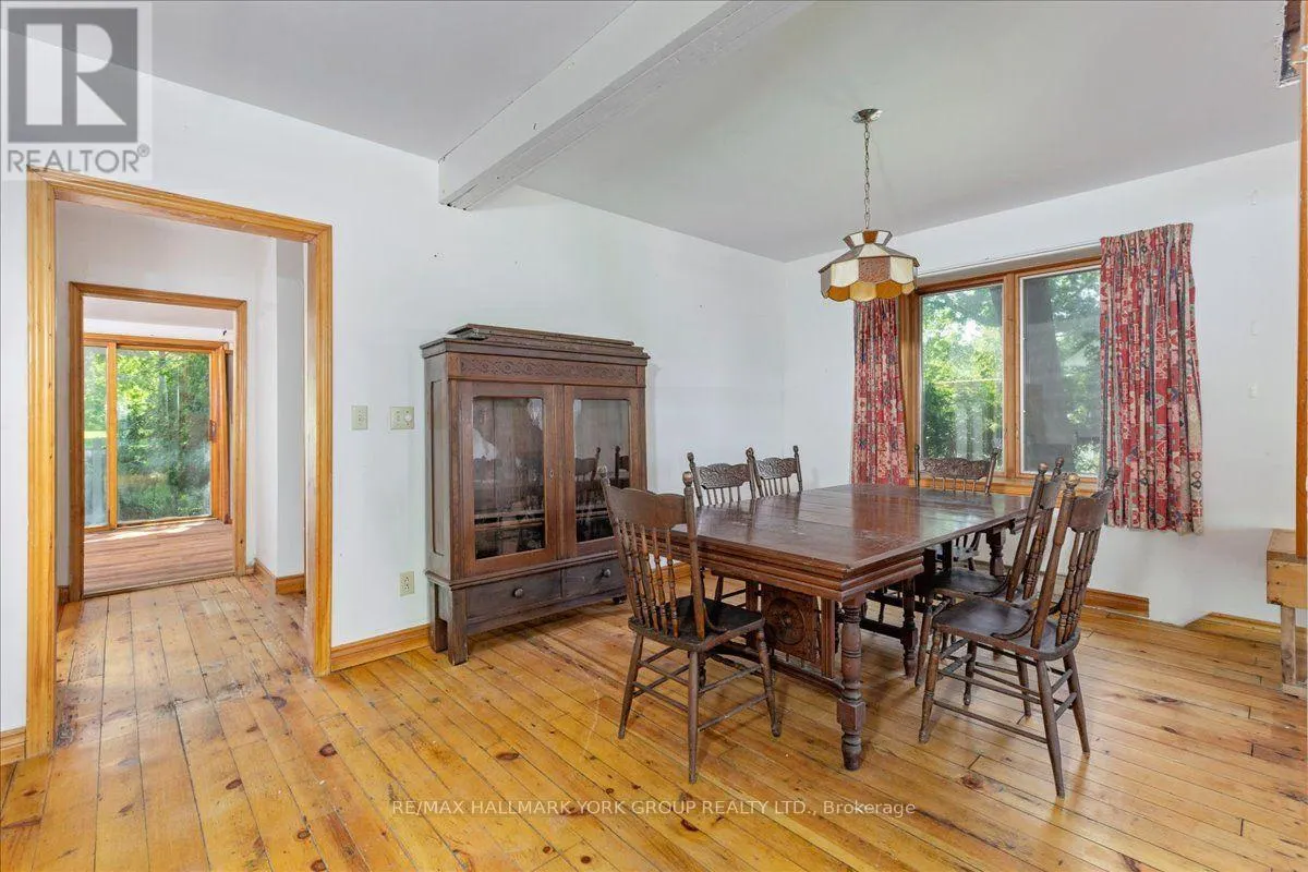 311 LAKE DRIVE N