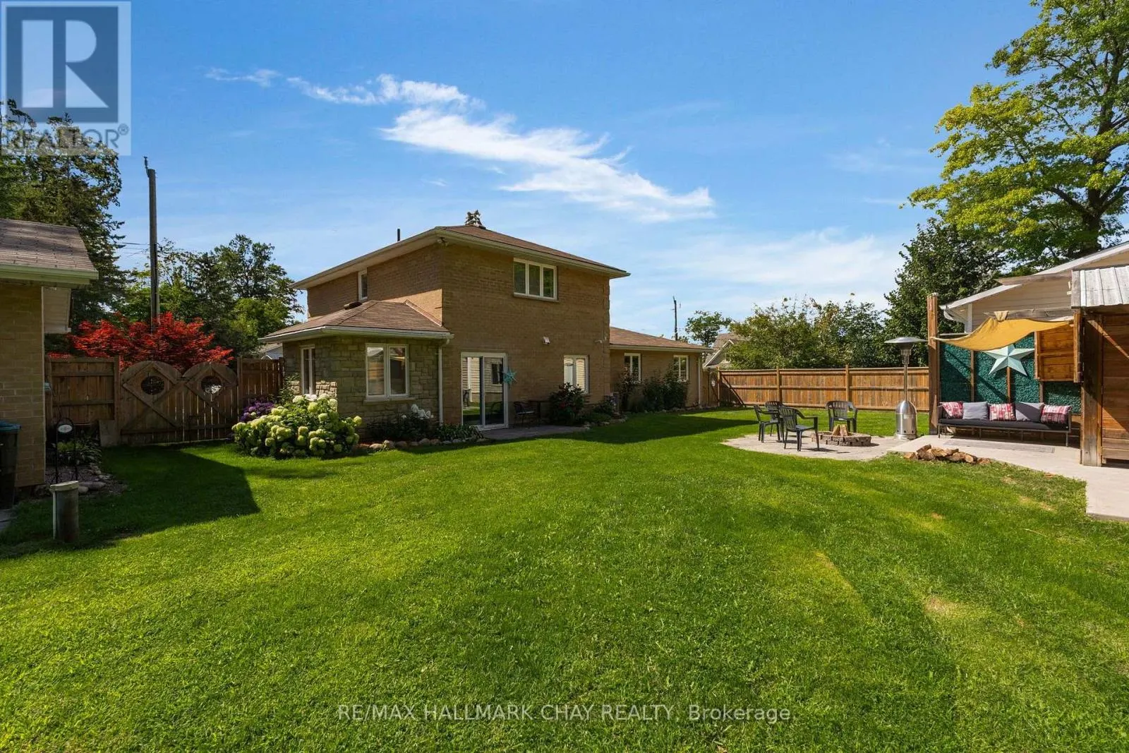47 LAKESIDE DRIVE