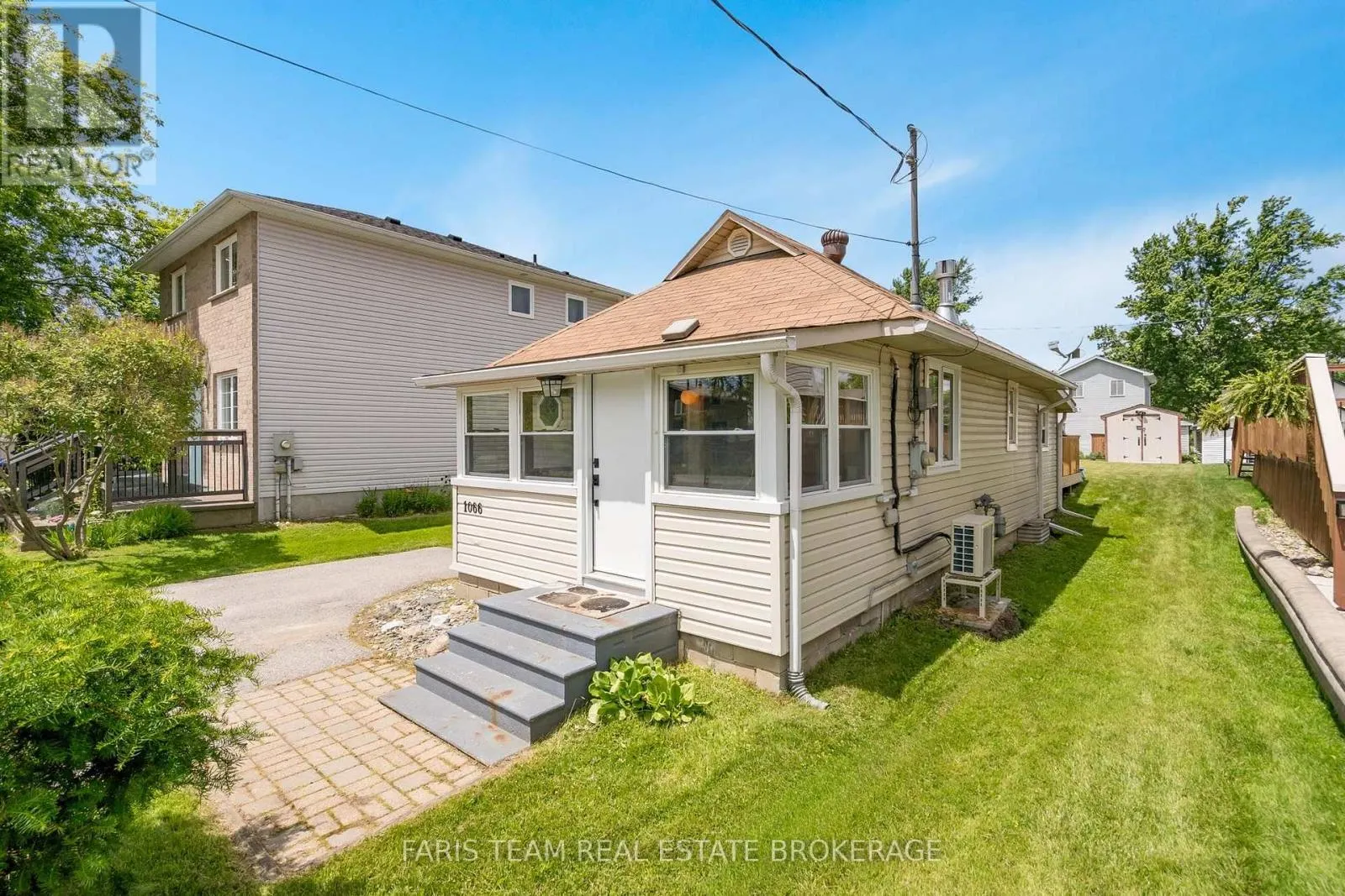 1066 WOOD STREET