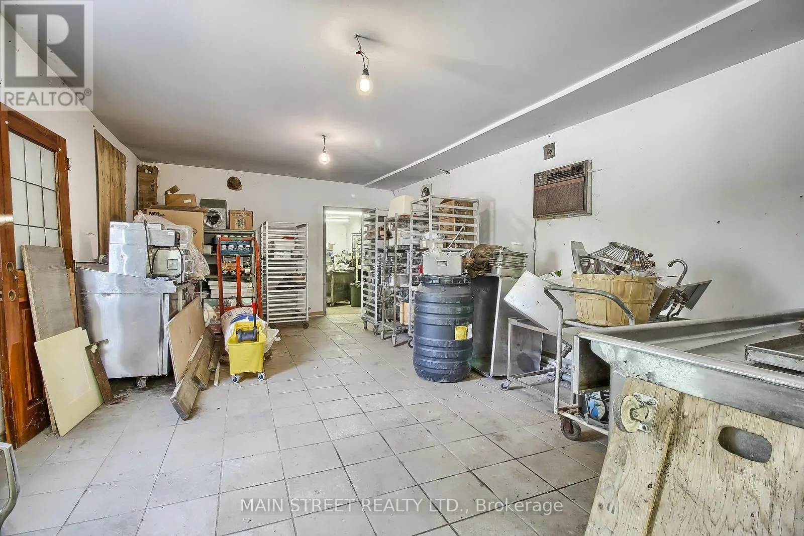 280 BELLS LANE
