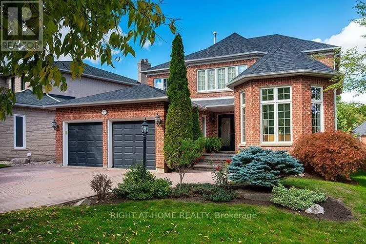 143 CARLYLE CRESCENT