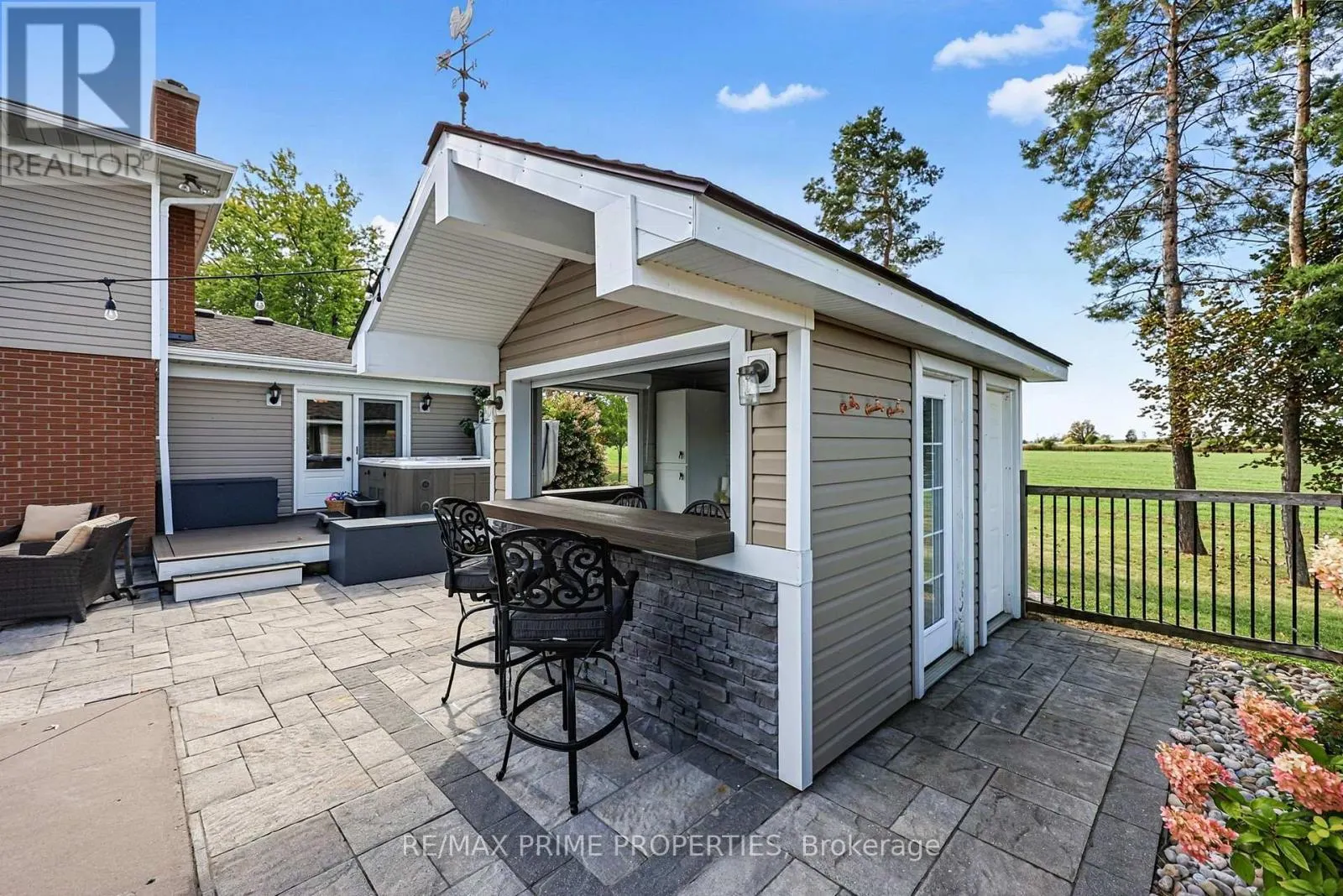 426 ZEPHYR ROAD