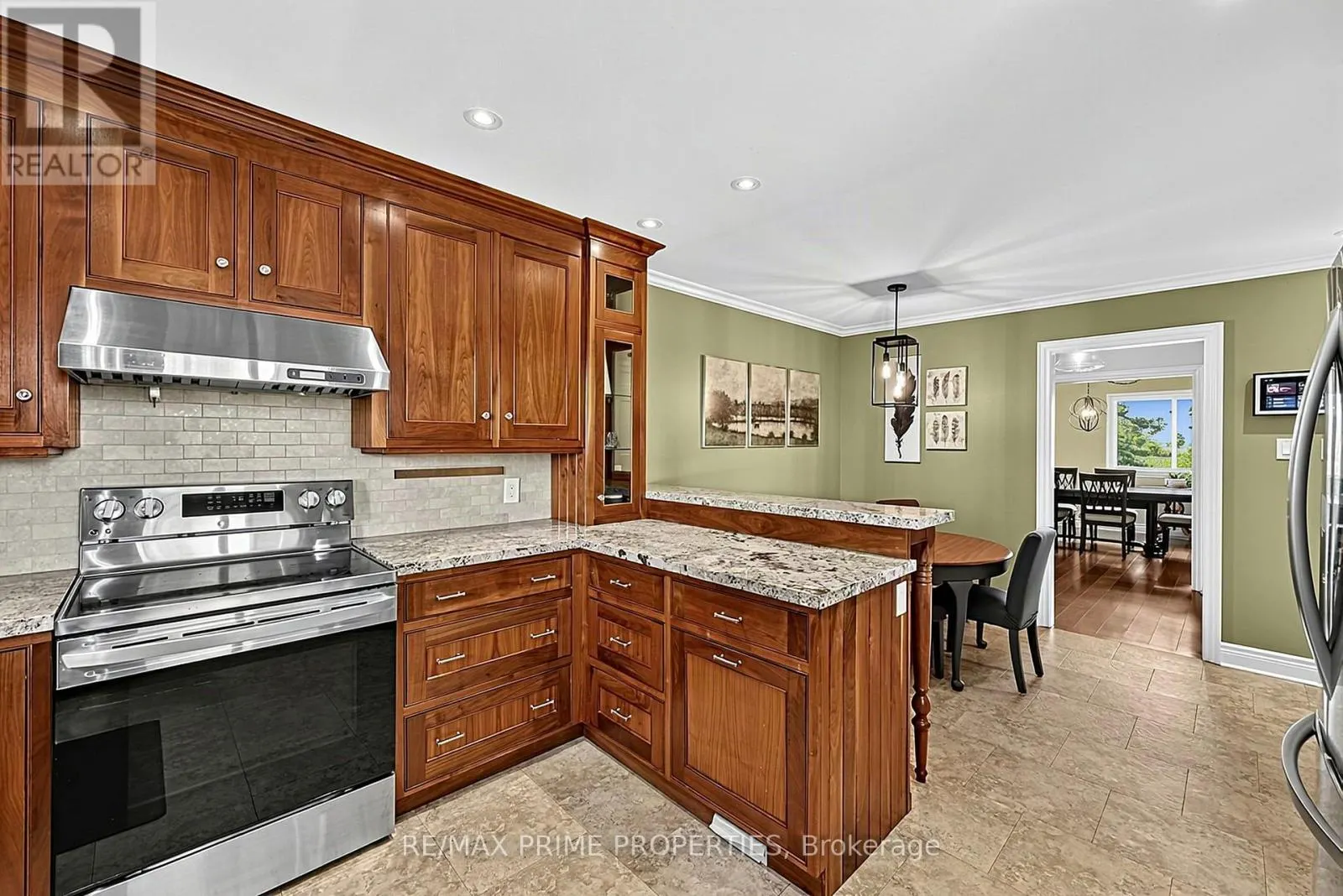 426 ZEPHYR ROAD