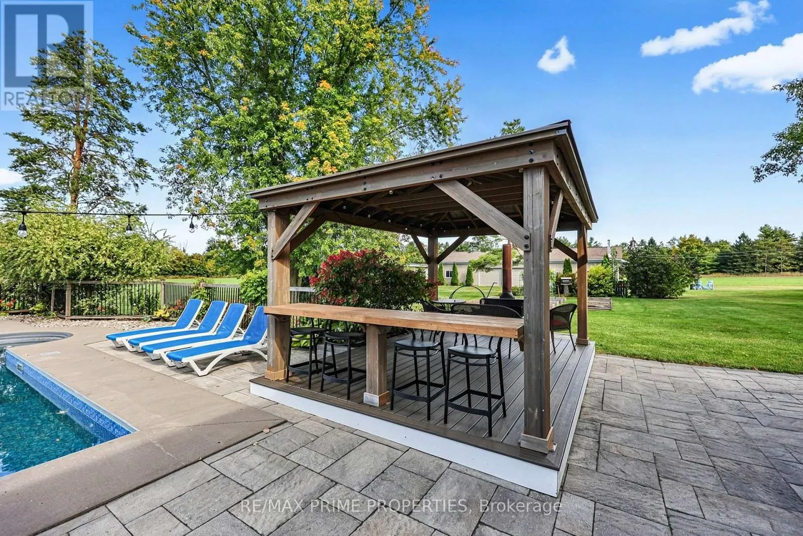 426 ZEPHYR ROAD