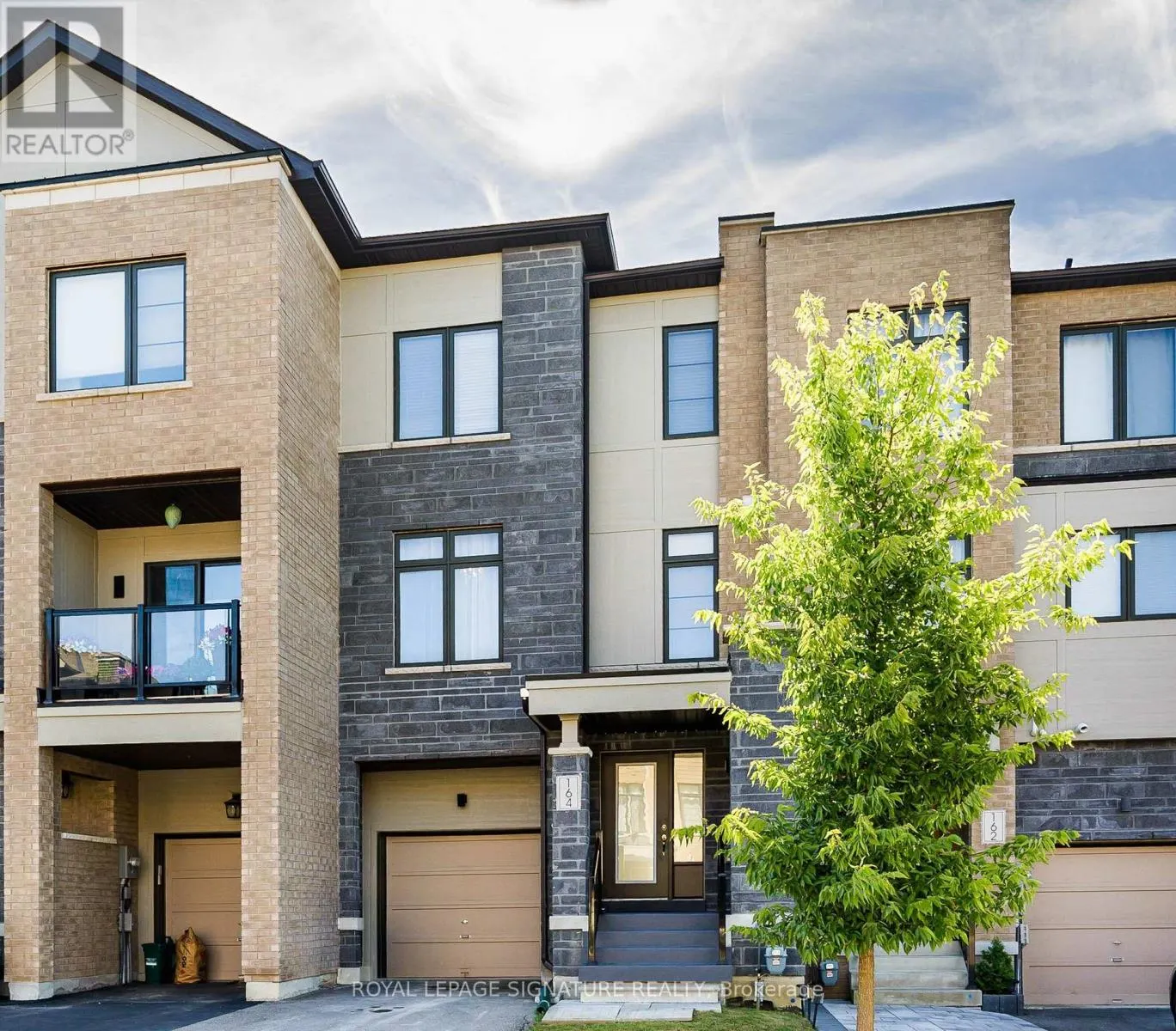 164 TANGO CRESCENT