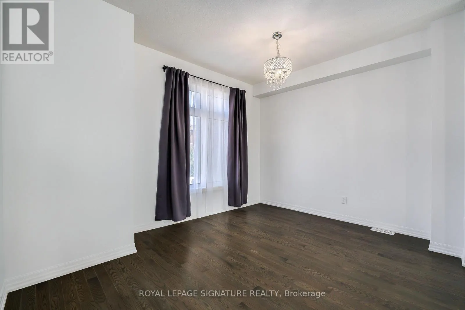 164 TANGO CRESCENT