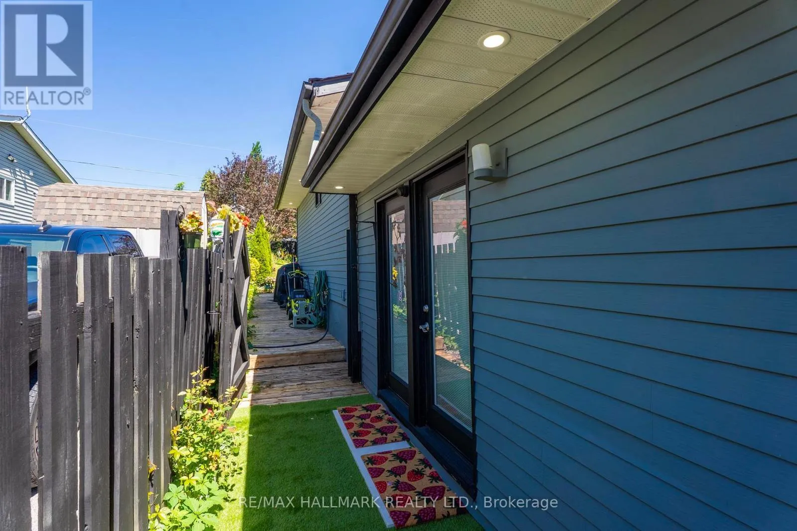 268 PASADENA DRIVE