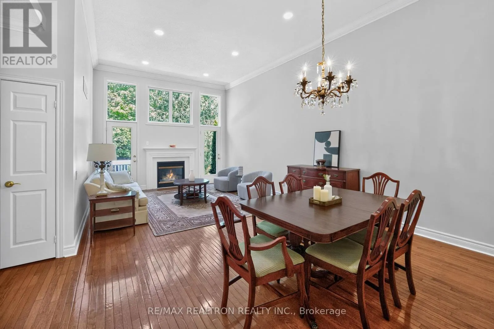 402 MORLEY COOK CRESCENT