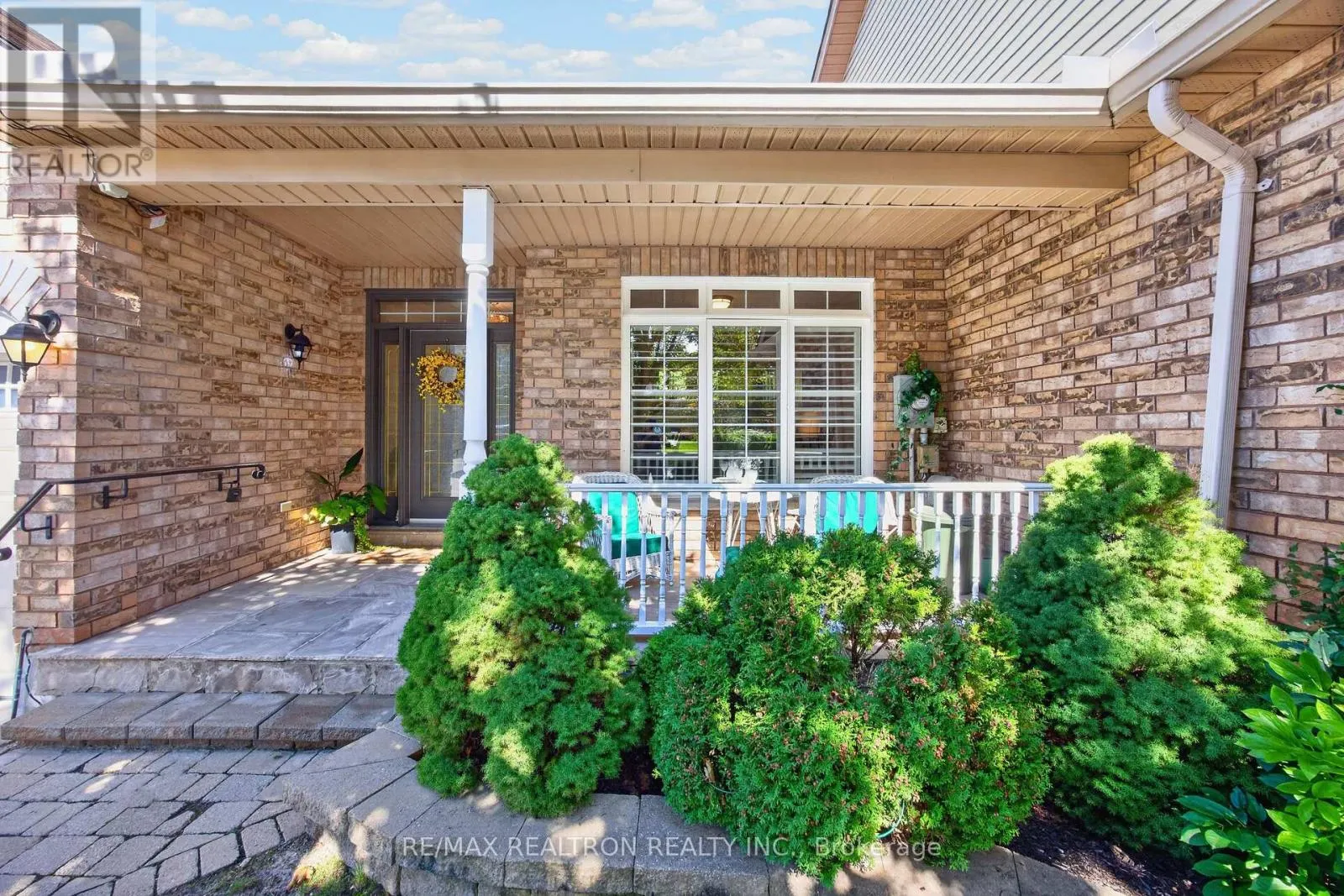 402 MORLEY COOK CRESCENT