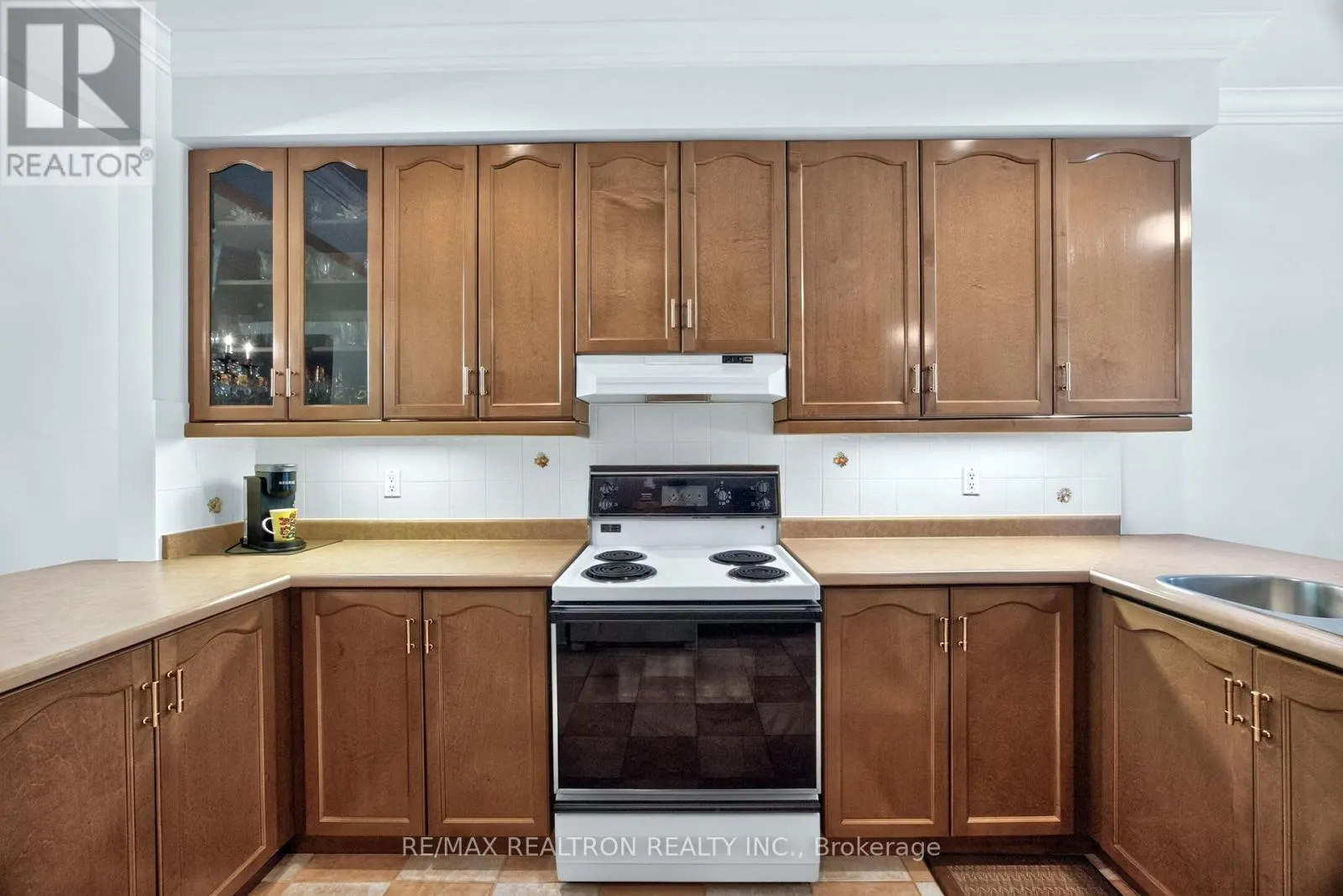 402 MORLEY COOK CRESCENT